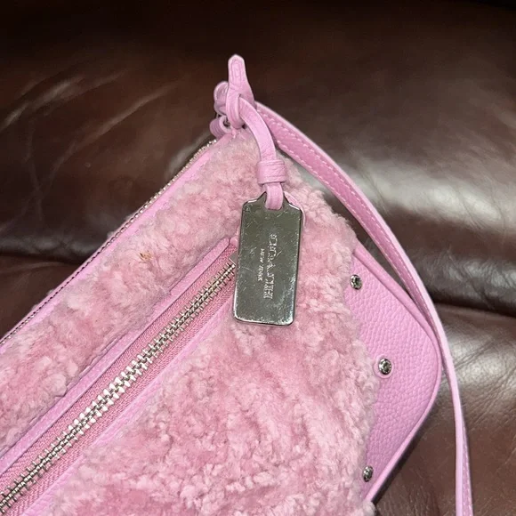 SOLD🔥🔥🔥Coach Small Rhyder Pochette In Pink Leather Crossbody Bag - Picture 9 of 13